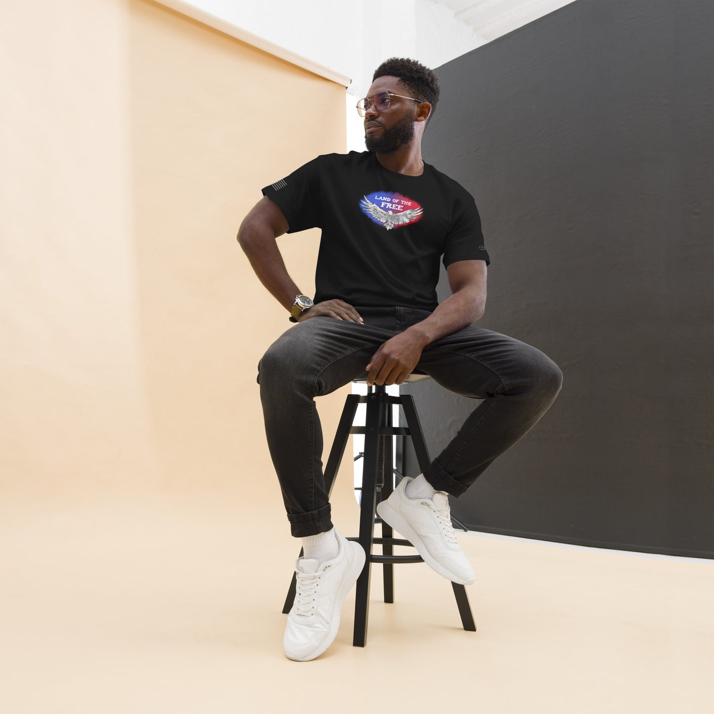 Free Eagle Men's classic tee