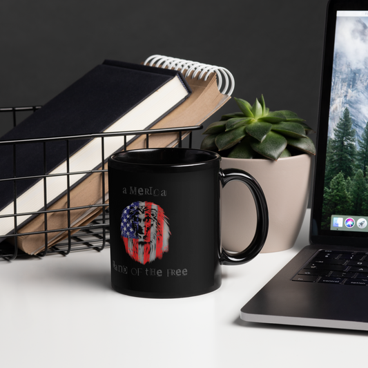 Patriotic Lion Black Glossy Mug